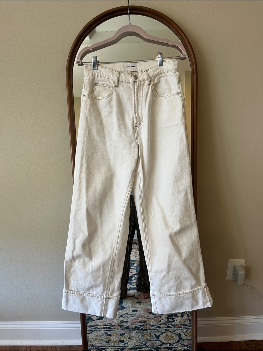 Frame Denim Wide Leg Jeans in Off-White/Cream